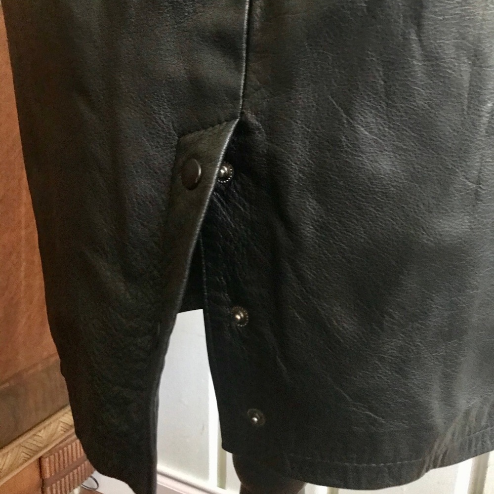 Leather skirt - Picture 3 of 5